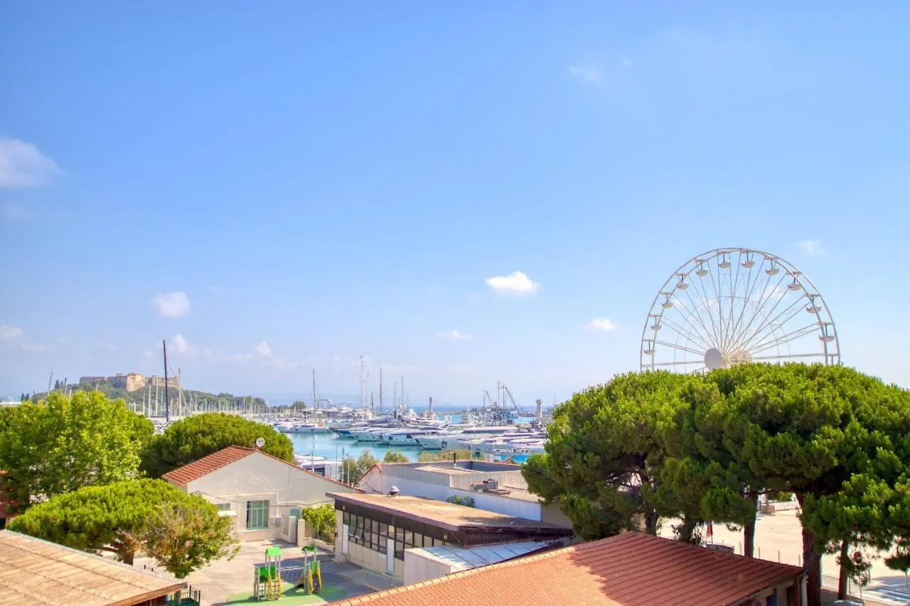 Apartment Duplex Vieil Antibes 3 Chambres Parking Avec Vue Mer Wifi - Limestay France