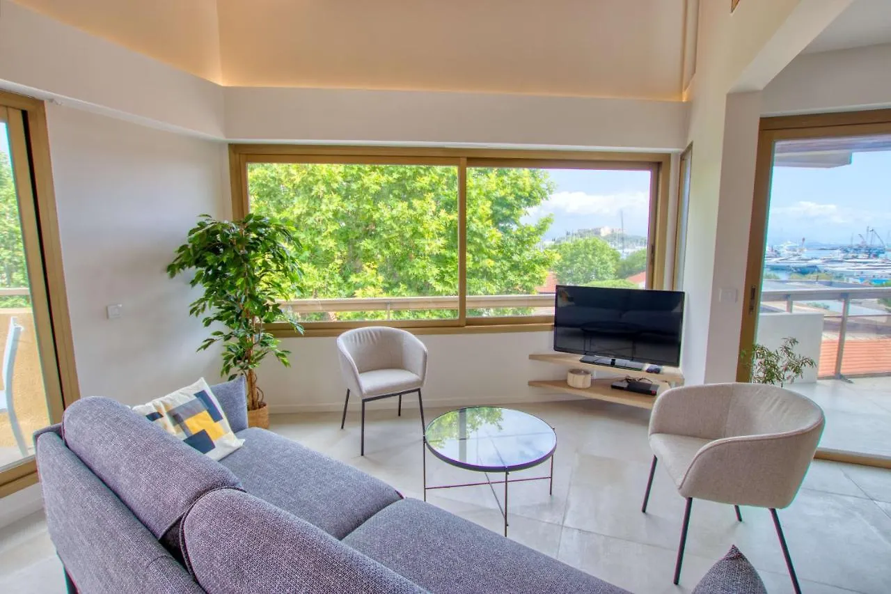 Duplex Vieil Antibes 3 Chambres Parking Avec Vue Mer Wifi - Limestay